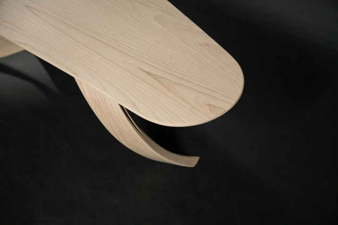 Top detail vie on the top of the bent wood coffee table